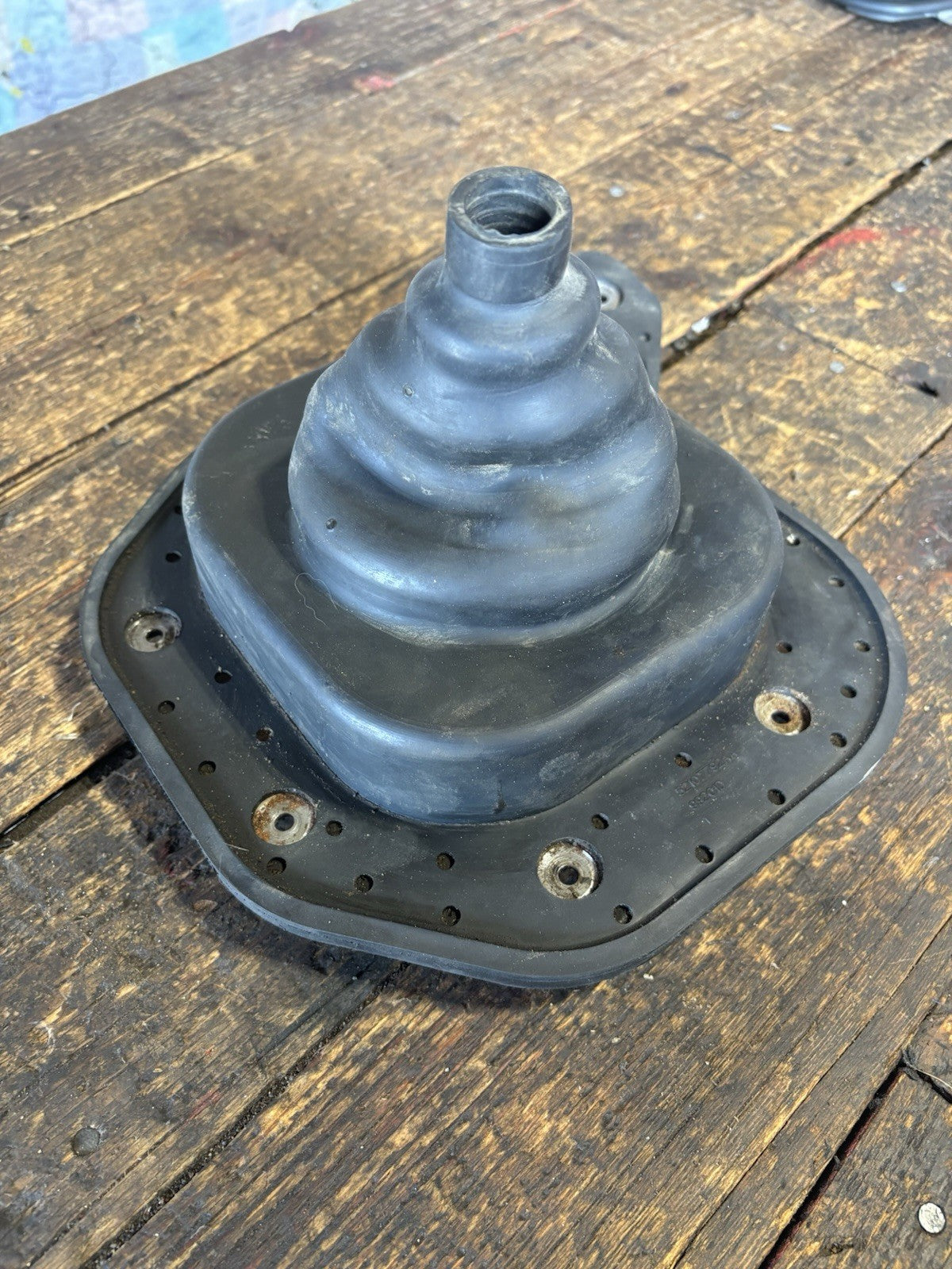 2002 - 2005 Dodge Ram 1500 2500 3500 Manual Inner Shifter Boot OEM 52107792