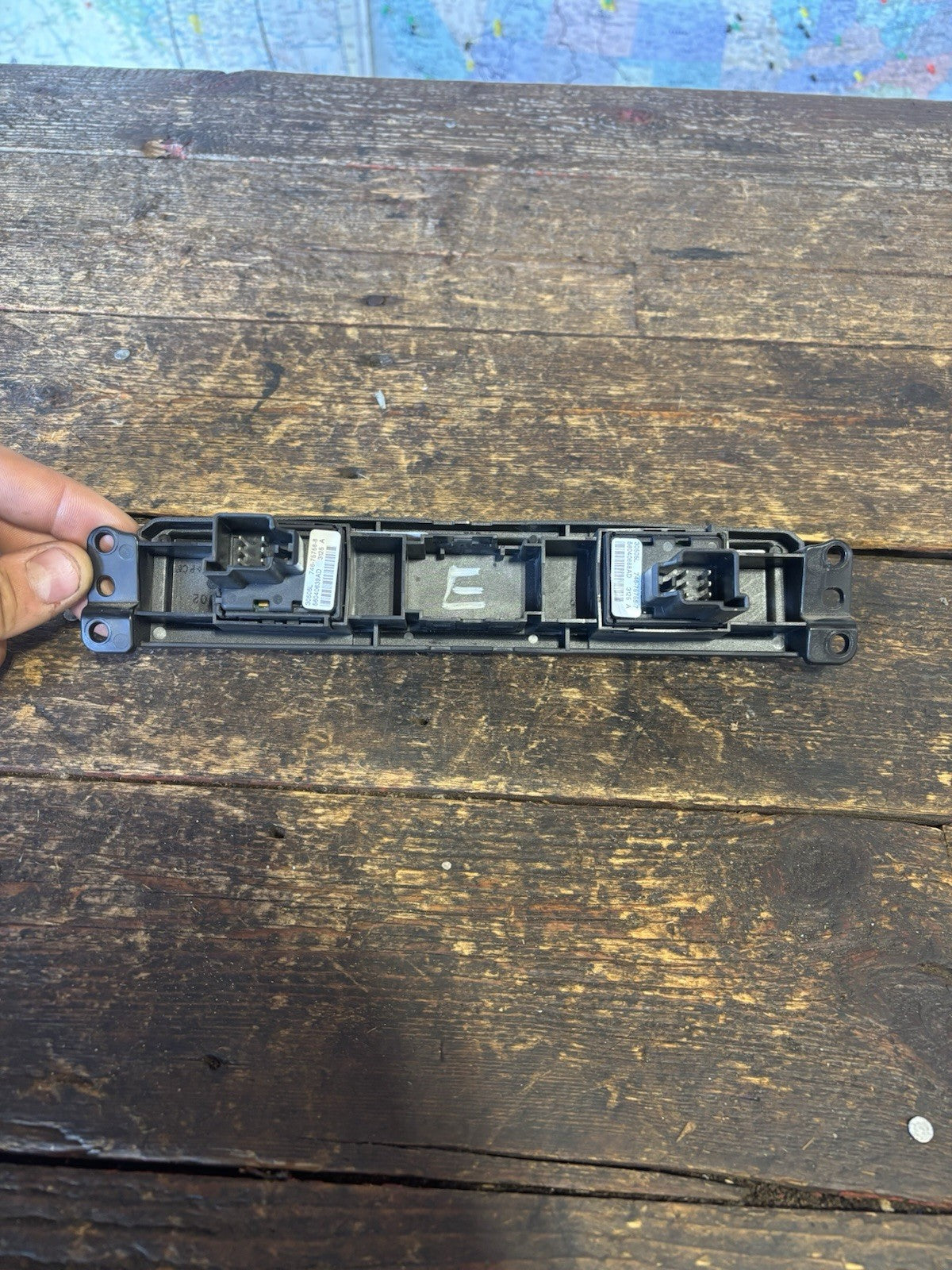 2006 - 2009 DODGE RAM HEATED SEAT SWITCH & BEZEL SWITCHES 56040688AD