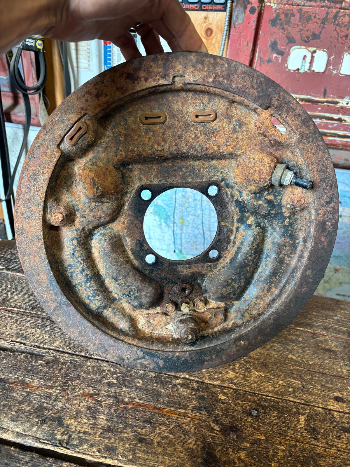 DRIVER SIDE REAR BACKING PLATE 1994-1999 DODGE RAM 2500 DANA 70 OR 80 SRW