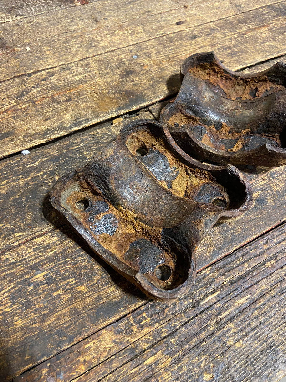 94-&#39;02 Dodge Ram Dana 70 Rear Diff Saddles U Bolt Mounts