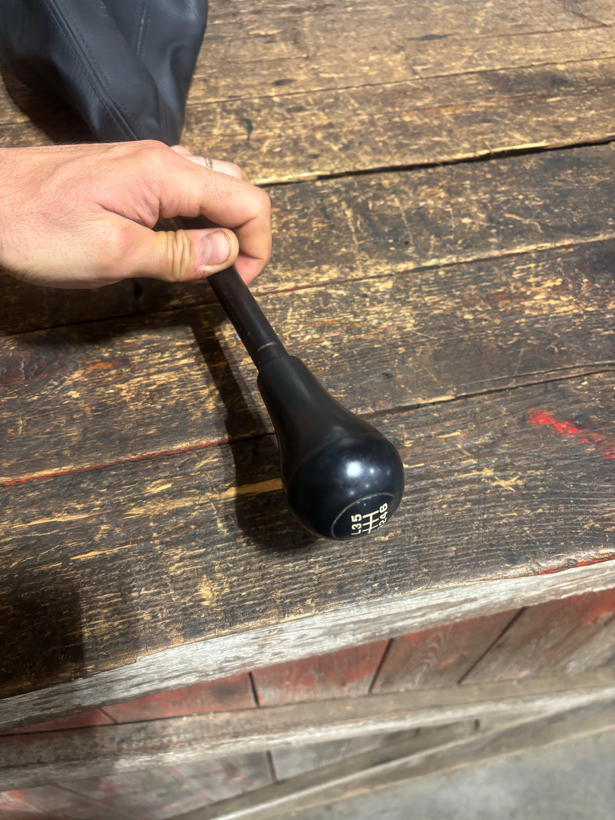 2003 - 2009 DODGE RAM CUMMINS G56 NV5600 6SPD SHIFTER KNOB AND BOOT NICE SHAPE