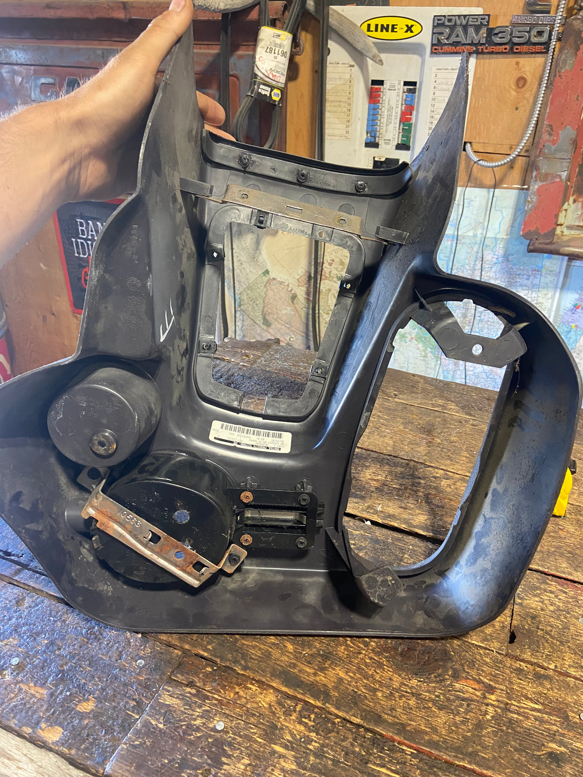 98-&#39;02 Dodge Ram Dark Grey Shifter Surround Floor Console