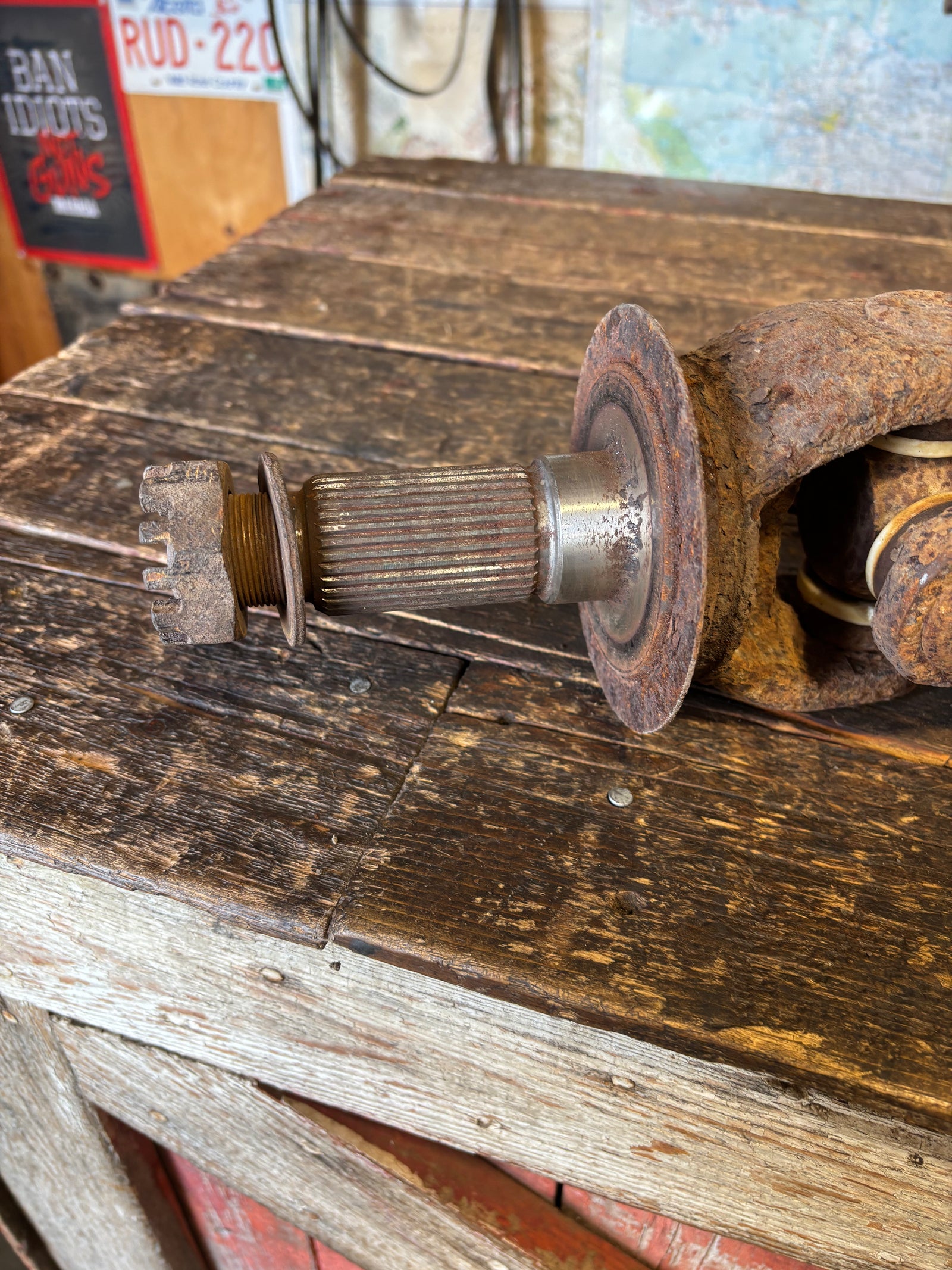 1999-2002 DODGE RAM 2500 3500 DRIVER DRIVERS SIDE FRONT AXLE WITH STUB SHAFT