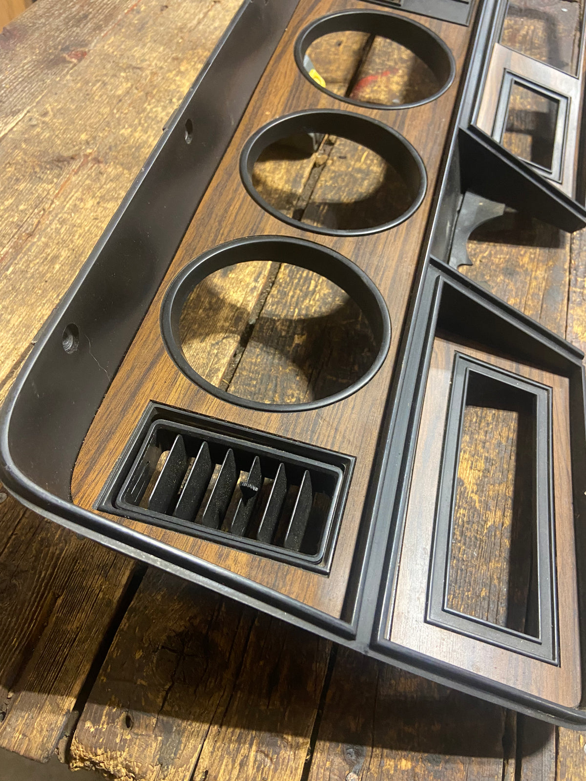 89-&#39;93 Dodge Ram 1st Gen Cummins Woodgrain Dash Bezel