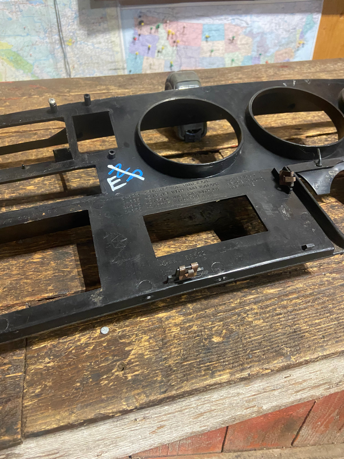 89-&#39;93 Dodge Ram 1st Gen Cummins Woodgrain Dash Bezel