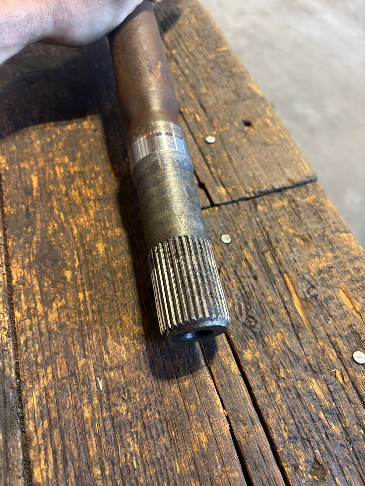 99-02 Dodge Ram Driver Drivers Side Front Axle With Stub Shaft