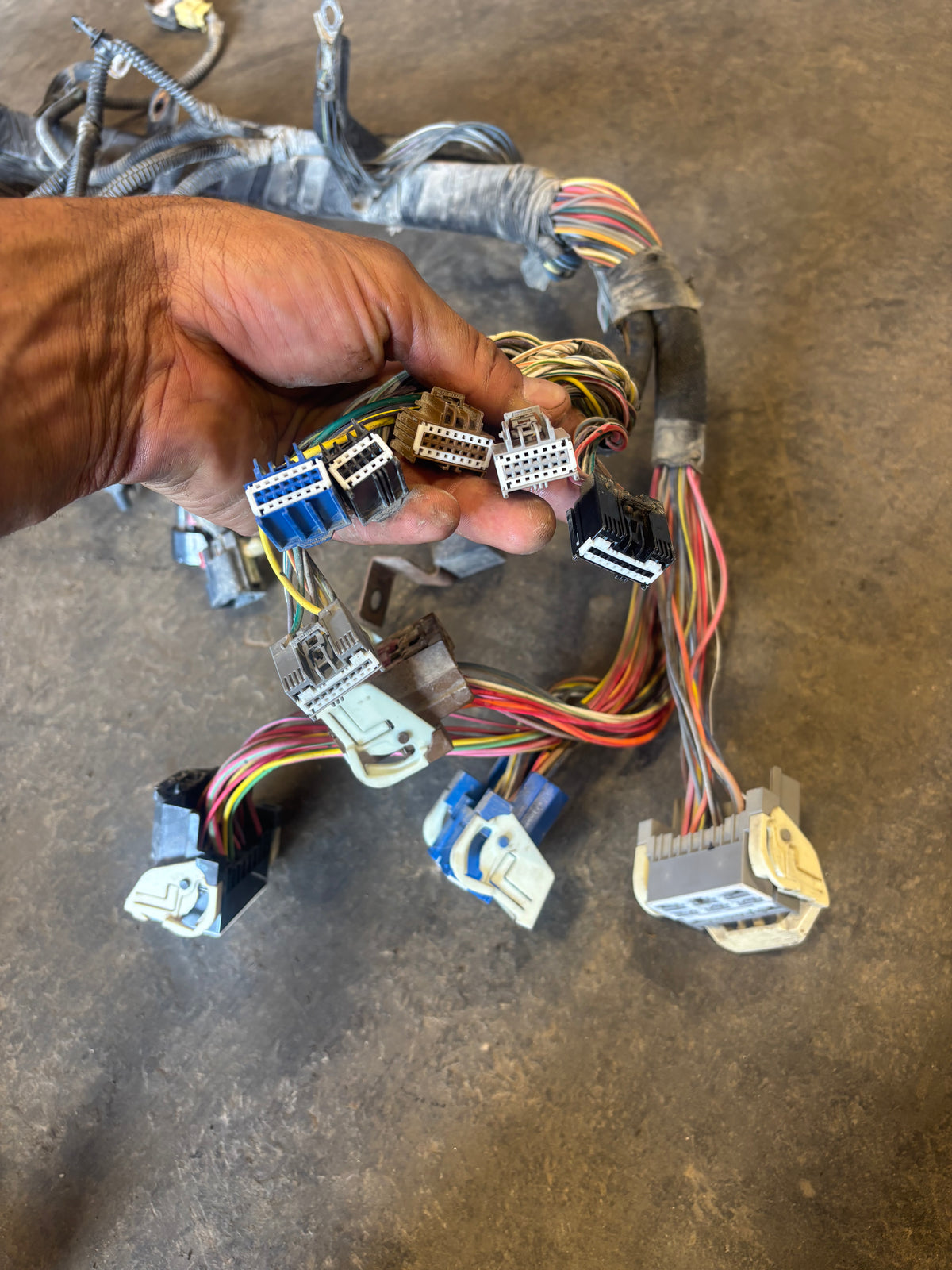 2008 DODGE RAM 1500 2500 GAS ENGINE BAY WIRING HARNESS 68035298ac