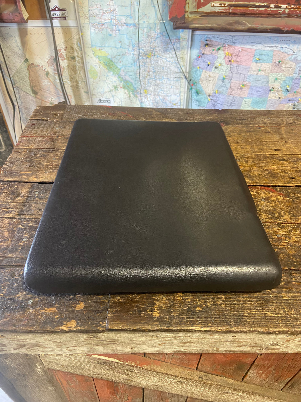 98-&#39;02 Dodge Ram Dark Grey Black Middle Seat Console Lid