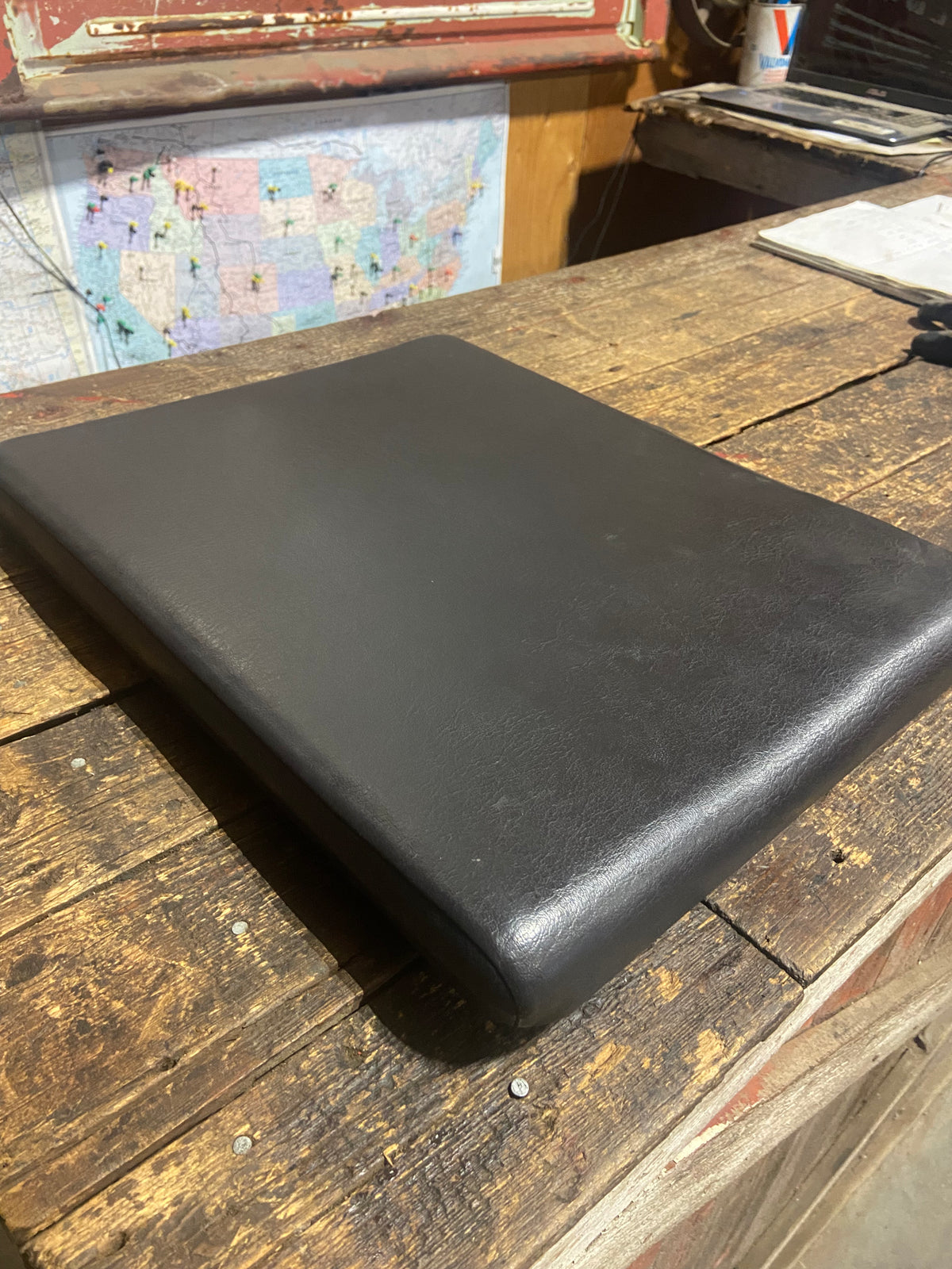 98-&#39;02 Dodge Ram Dark Grey Black Middle Seat Console Lid