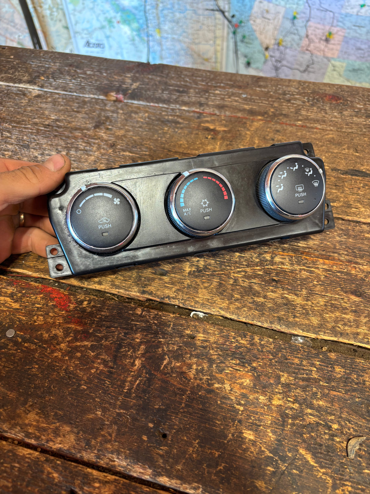 2010 2011 2012 DODGE RAM HEATER AC CLIMATE CONTROL UNIT 55111290AA