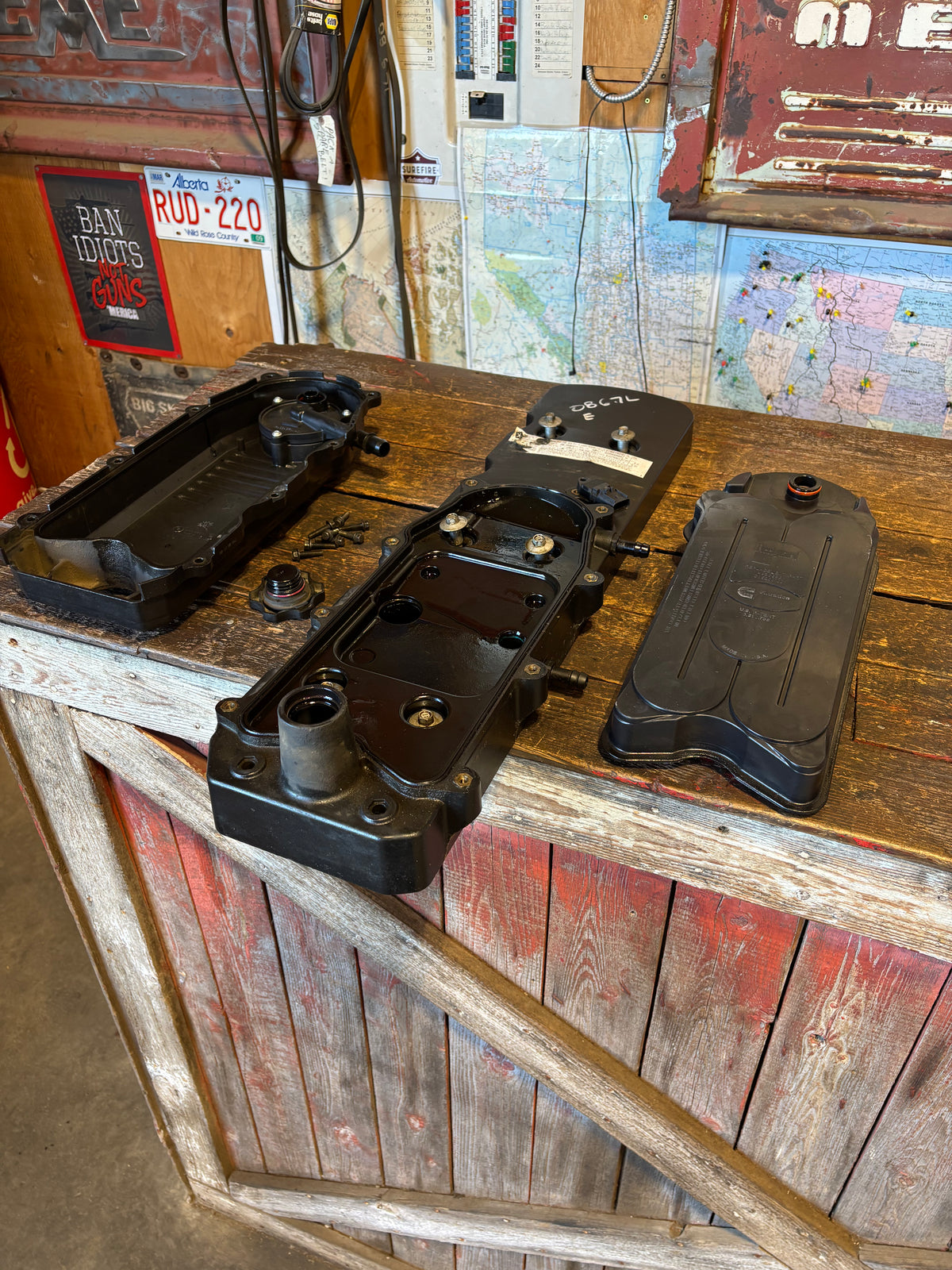 07 - &#39;12 Dodge Ram 6.7L Cummins Valve Cover Set