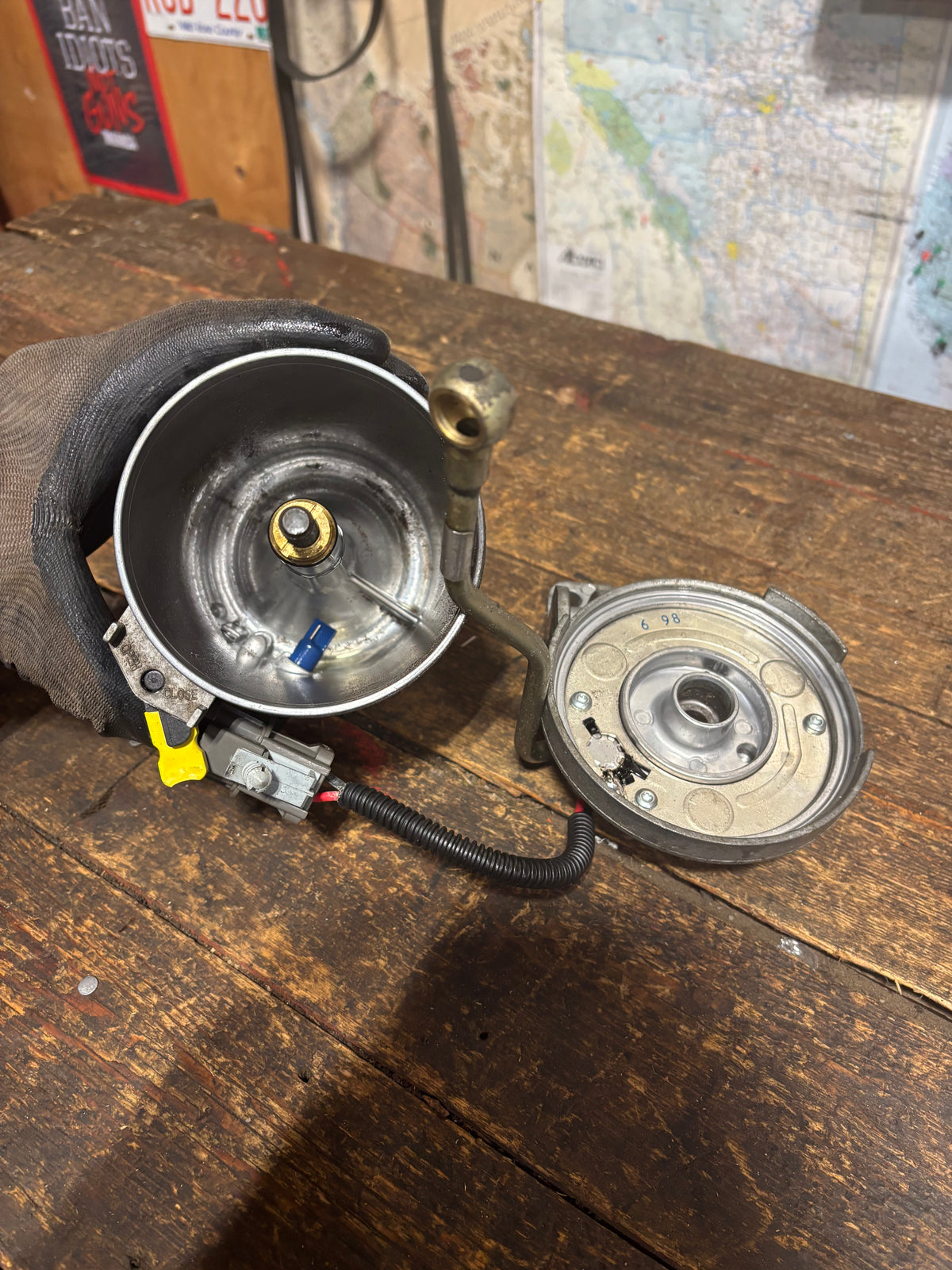 1998 1999 DODGE RAM 2500 3500 24V CUMMINS FUEL FILTER HOUSING 3943976