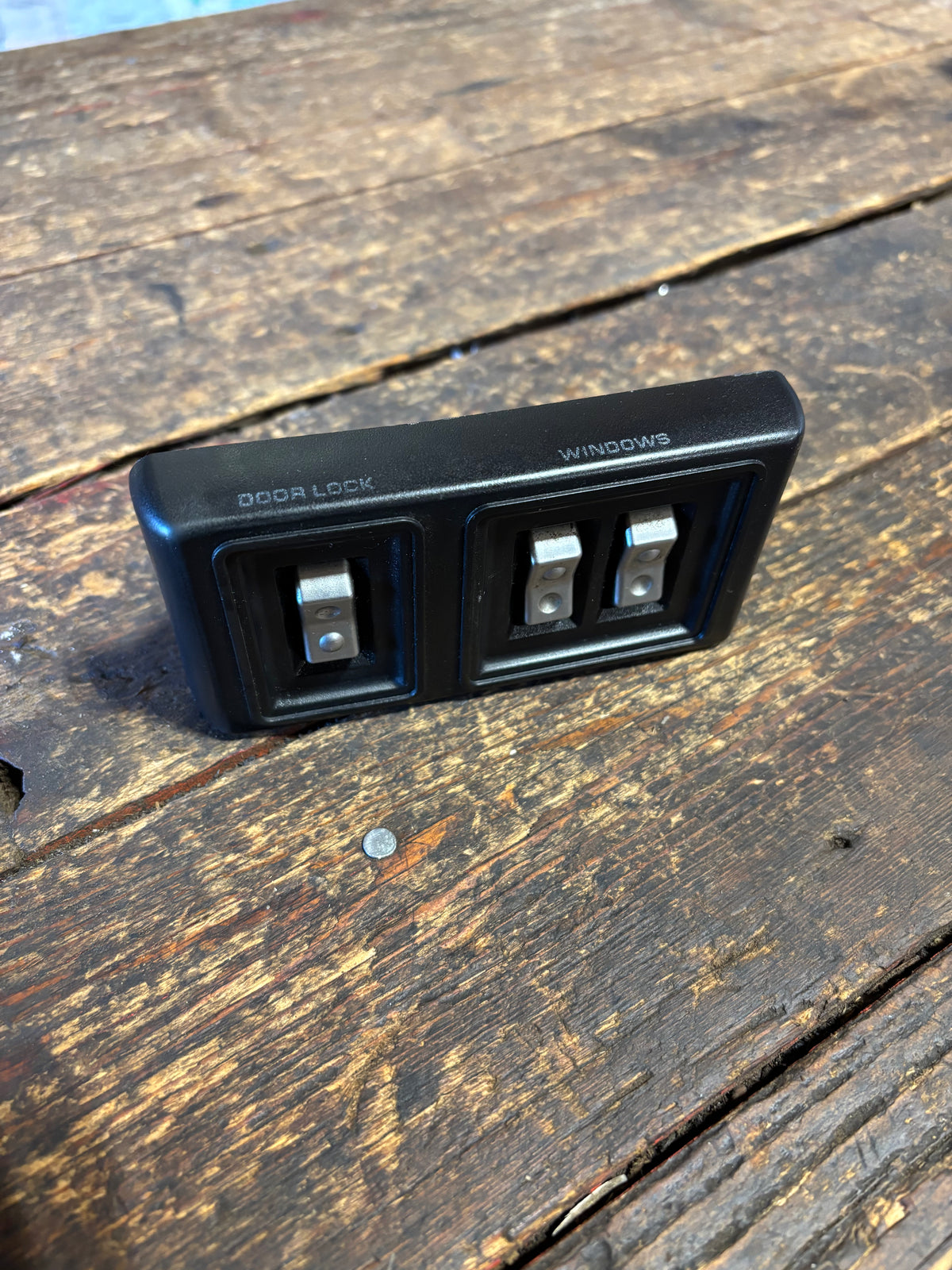 89-&#39;93 Dodge Ram 1st Gen DRIVER Window &amp; Lock Switch