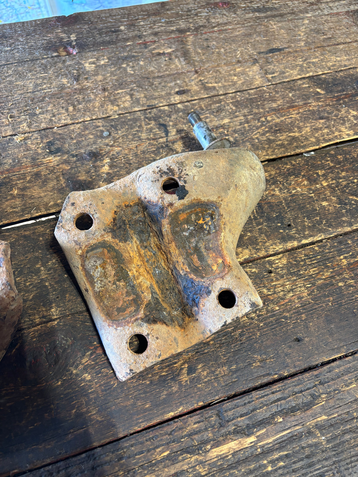 89-&#39;93 Dodge Ram Cummins Rear Leafspring Saddle