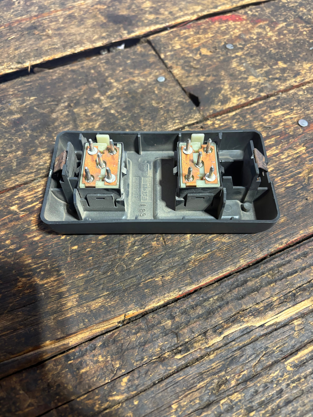 89-&#39;93 Dodge Ram 1st Gen Cummins Window Switch