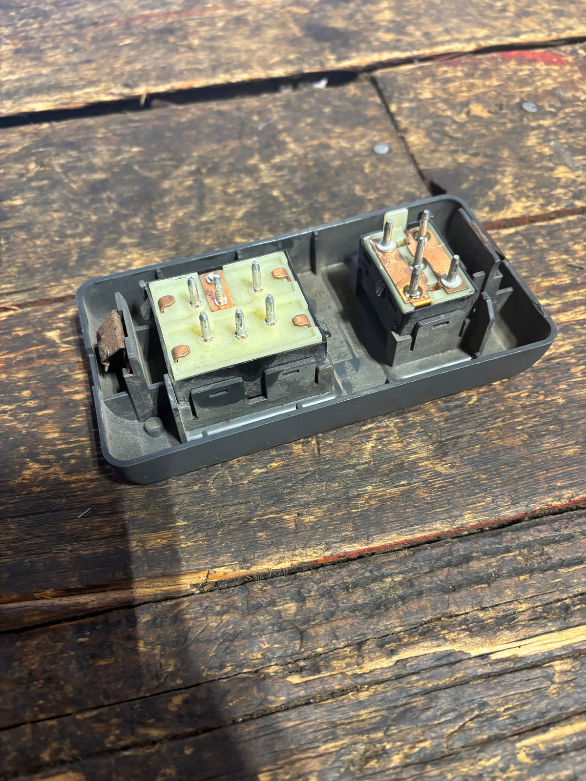 89-&#39;93 Dodge Ram Cummins Driver Side Window &amp; Lock Switch