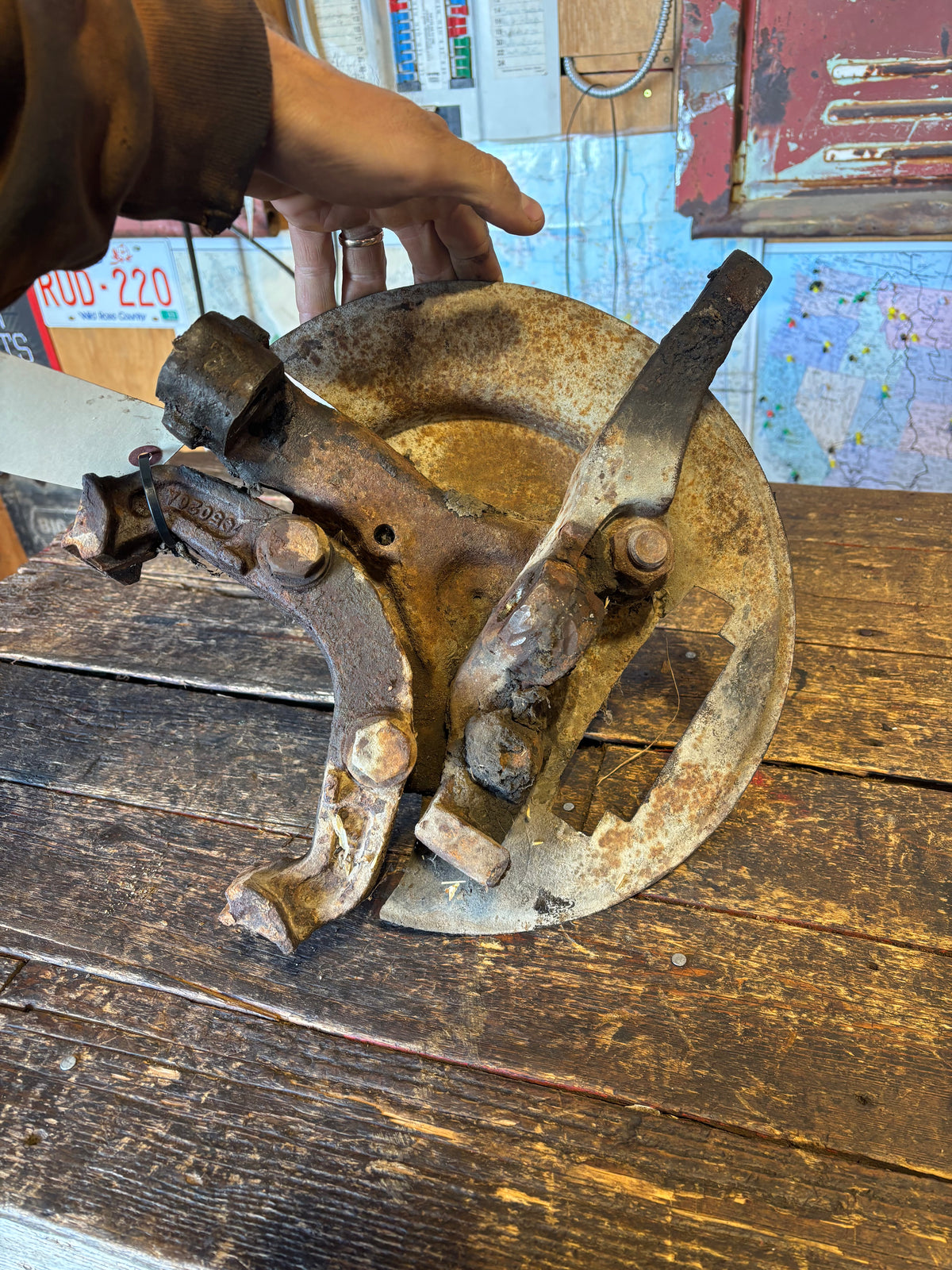 89-&#39;93 Dodge Ram Cummins 2WD D Driver Side Steering Knuckle