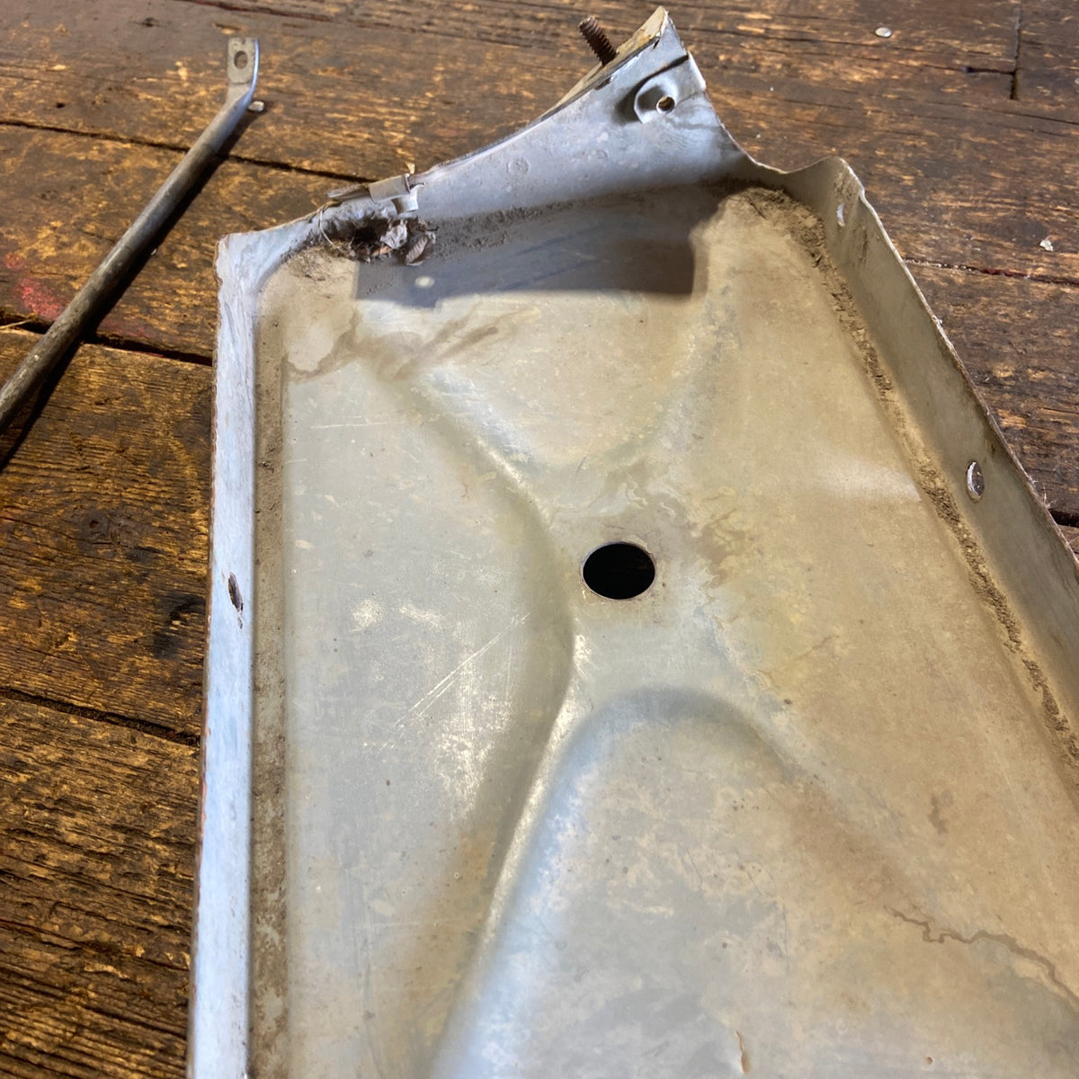 89-&#39;93 Dodge Ram Cummins Battery Tray Holder First Gen Nice Shape Not Rusty