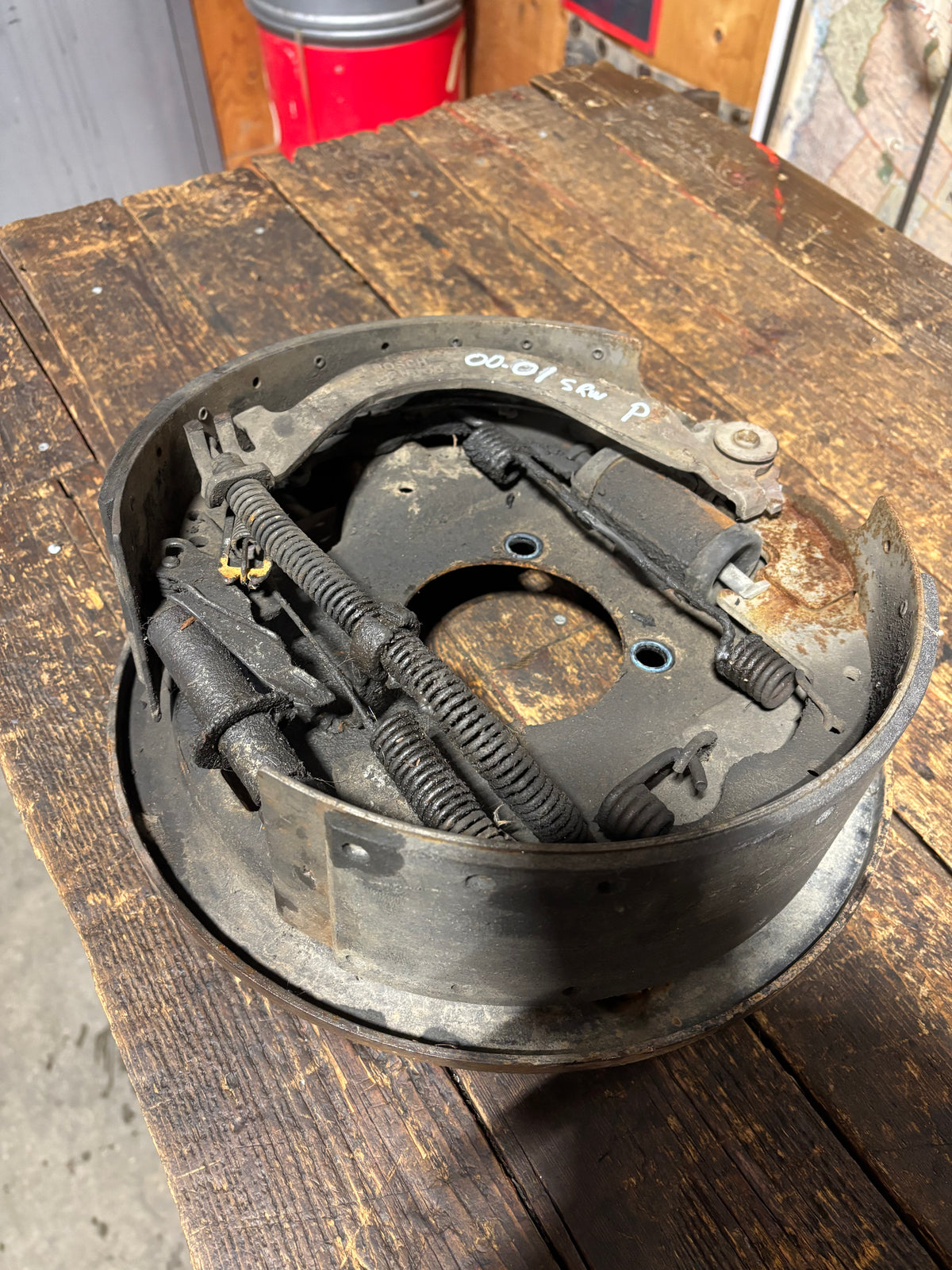 00-01 Dodge Ram Dana 80 Passenger Side Backing Plate