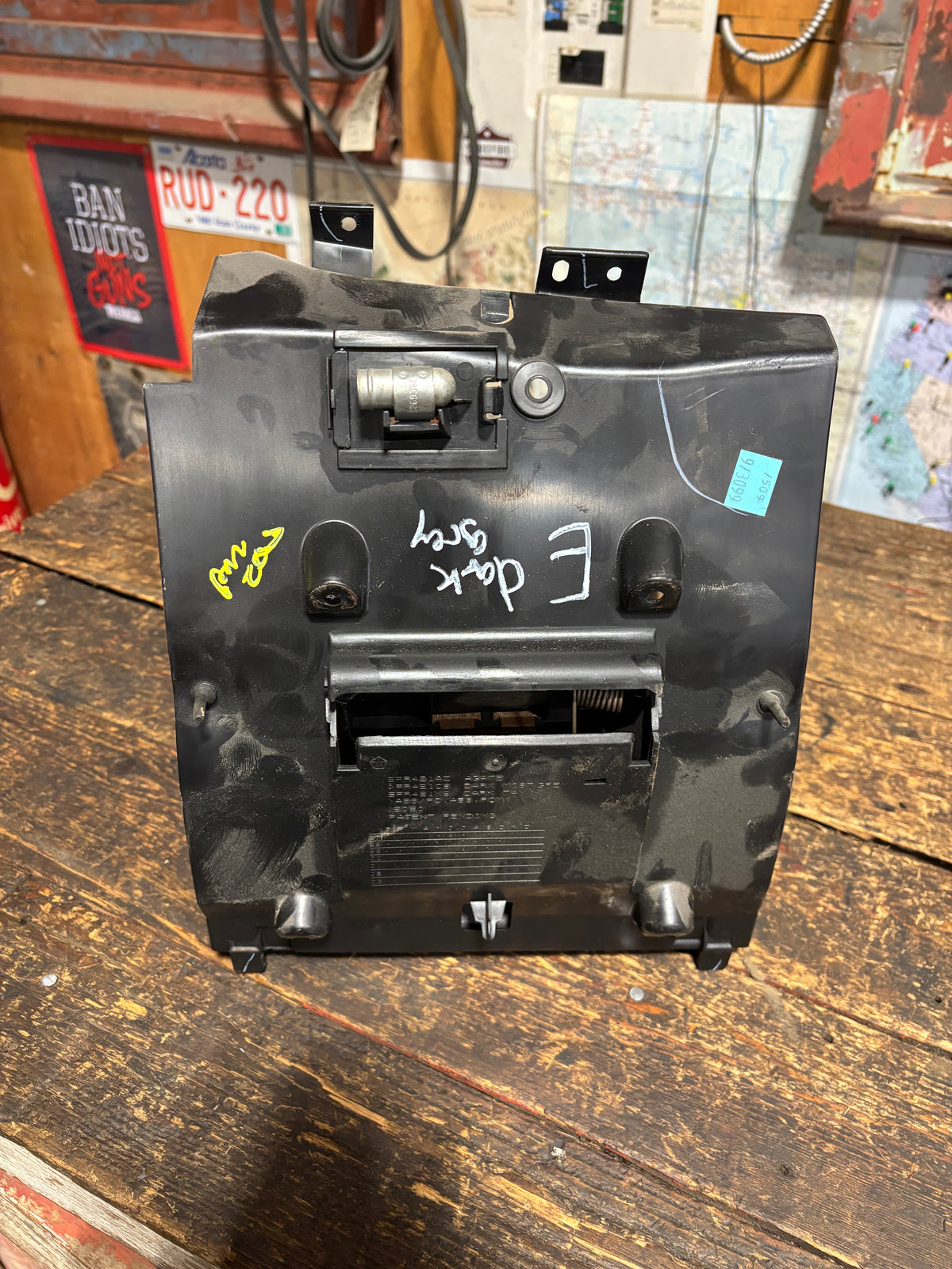 1998-2002 DODGE RAM 1500 2500 3500 AUTOMATIC CUP HOLDER AGATE DARK GREY