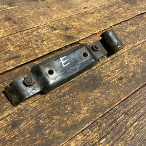 94-'02 Dodge Ram Nv4500 Transmission Bracket