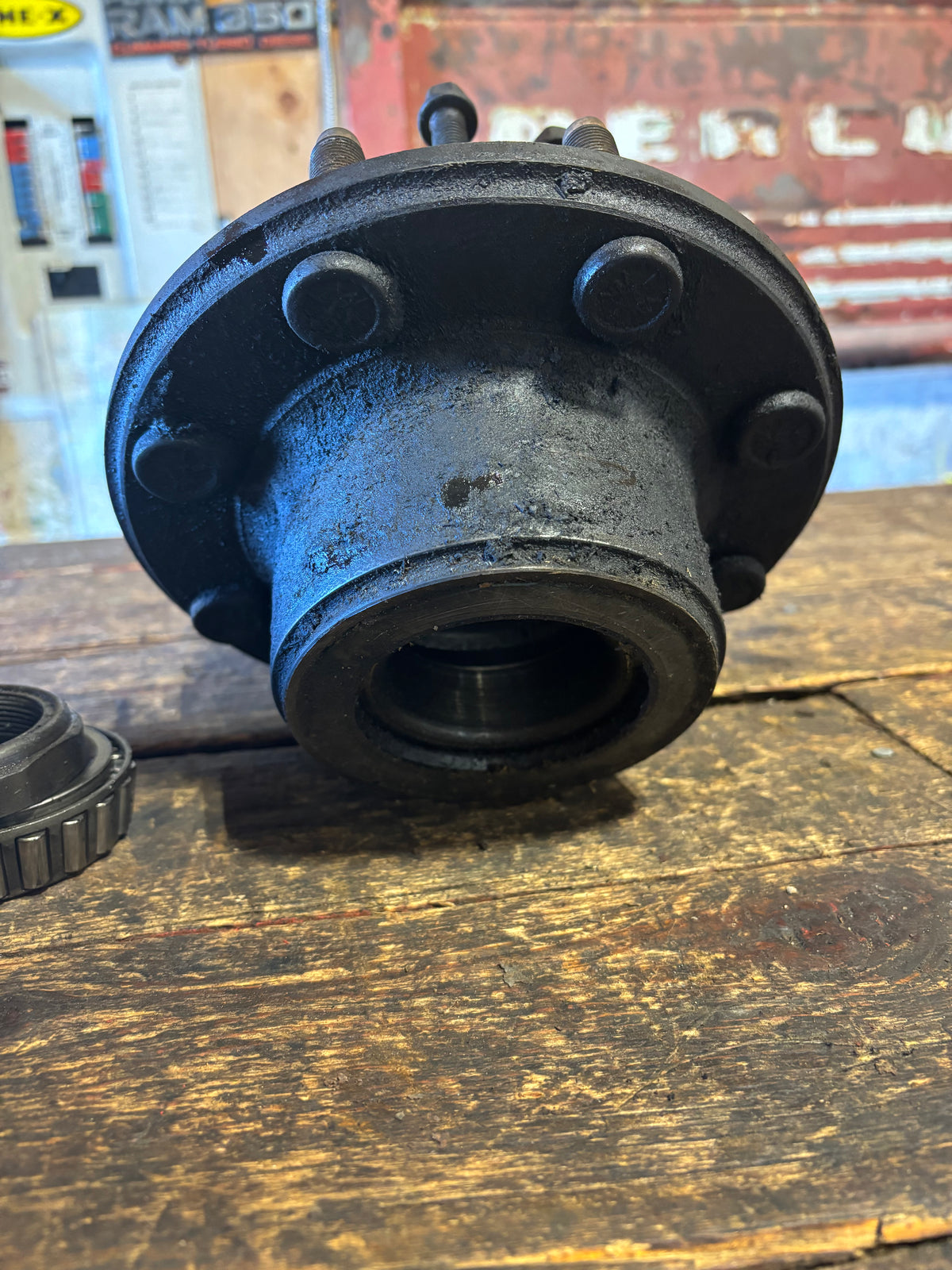 94-99 Dodge Ram Dana 80 Rear Wheel Hub SRW