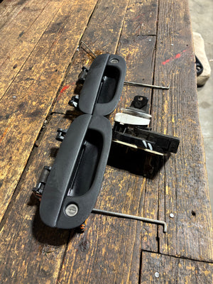 1994 - 2002 DODGE RAM MATCHING IGNITION SET WITH DOOR HANDLES