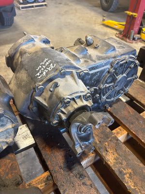 USED 1ST GEN CUMMINS NP205 TRANSFER CASE 29 SPLINE