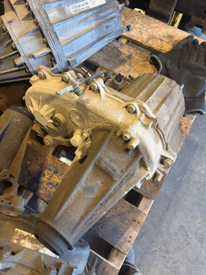 USED 1998 - 2002 RAM 3500 241DHD 29 SPLINE MANUAL TRANS