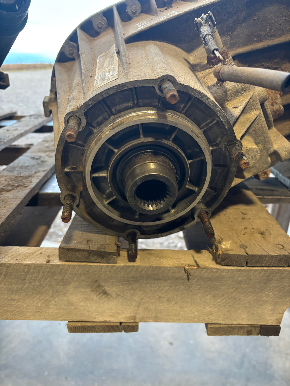 USED 2003-2007 RAM 271D TRANSFER CASE 23 SPLINE INPUT