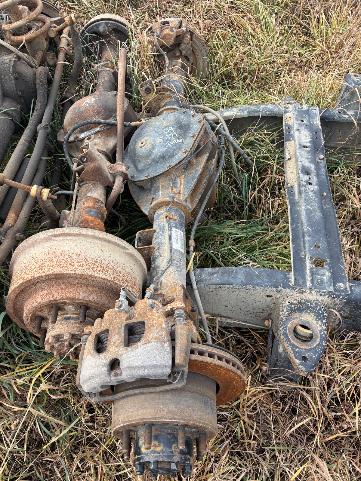 2009 RAM 2500 3500 CUMMINS REAR DIFF 11.5 AAM 373 GEARS 309KM