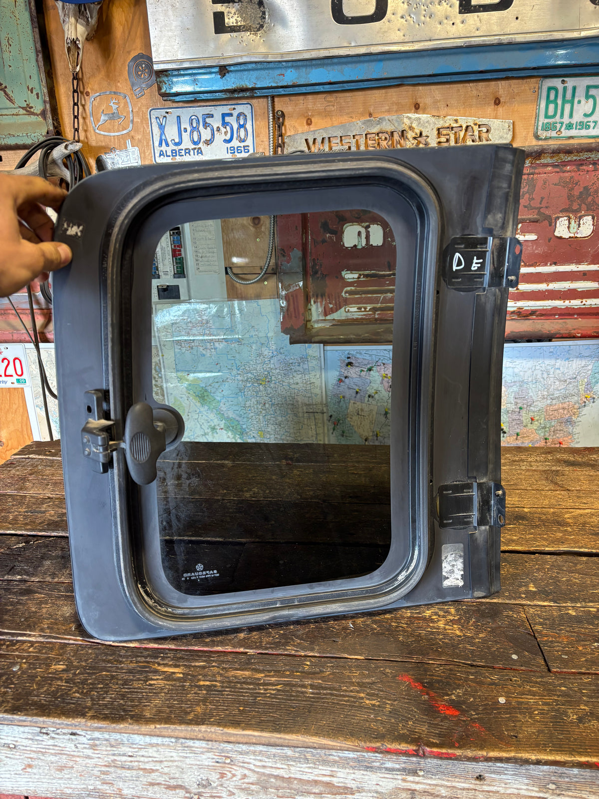 OEM 98-02 Dodge Ram Extended Cab Driver Side Door Window