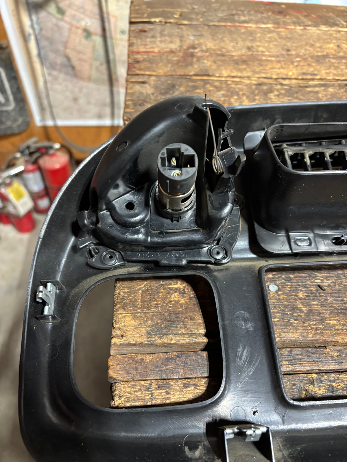 OEM &#39;98 Dodge Ram Dash Bezel Gauge Cluster Radio Surround