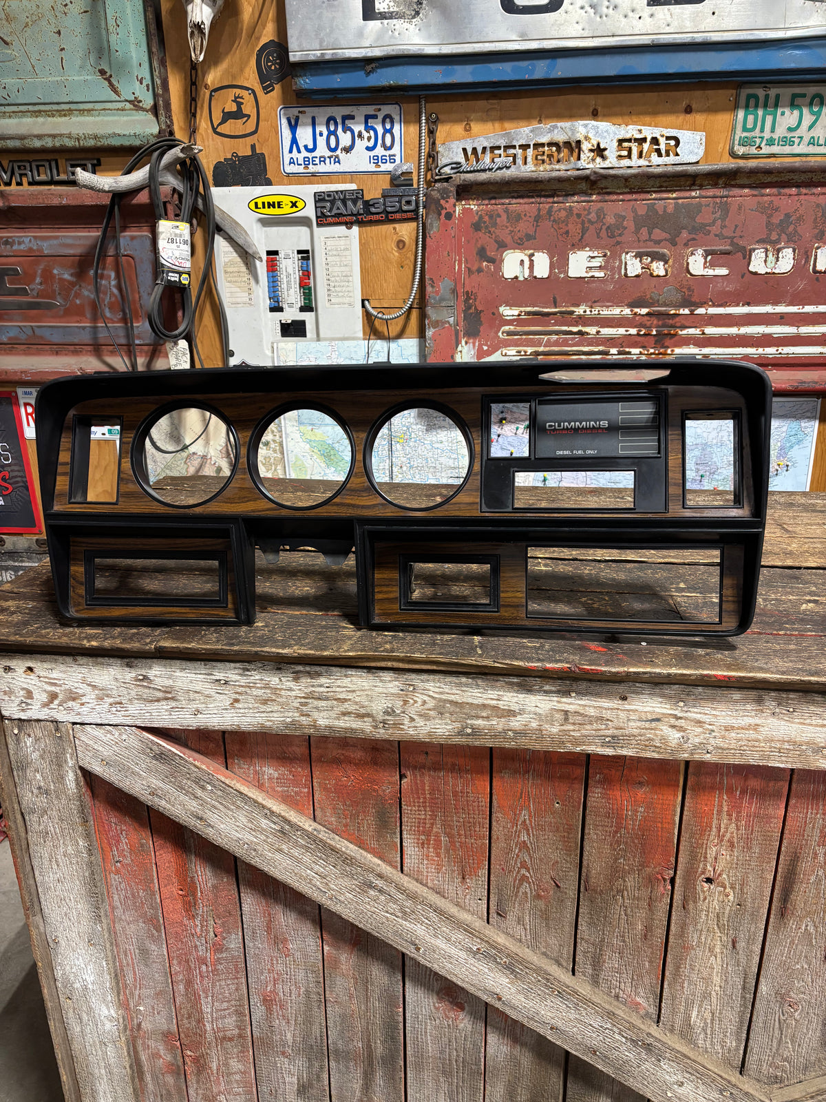 89-&#39;93 Dodge Ram 1st Gen Cummins Woodgrain Dash Bezel Message Center