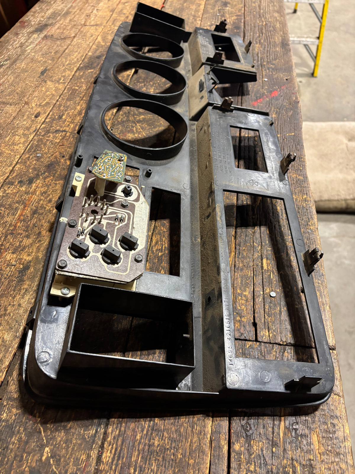 89-&#39;93 Dodge Ram 1st Gen Cummins Woodgrain Dash Bezel Message Center