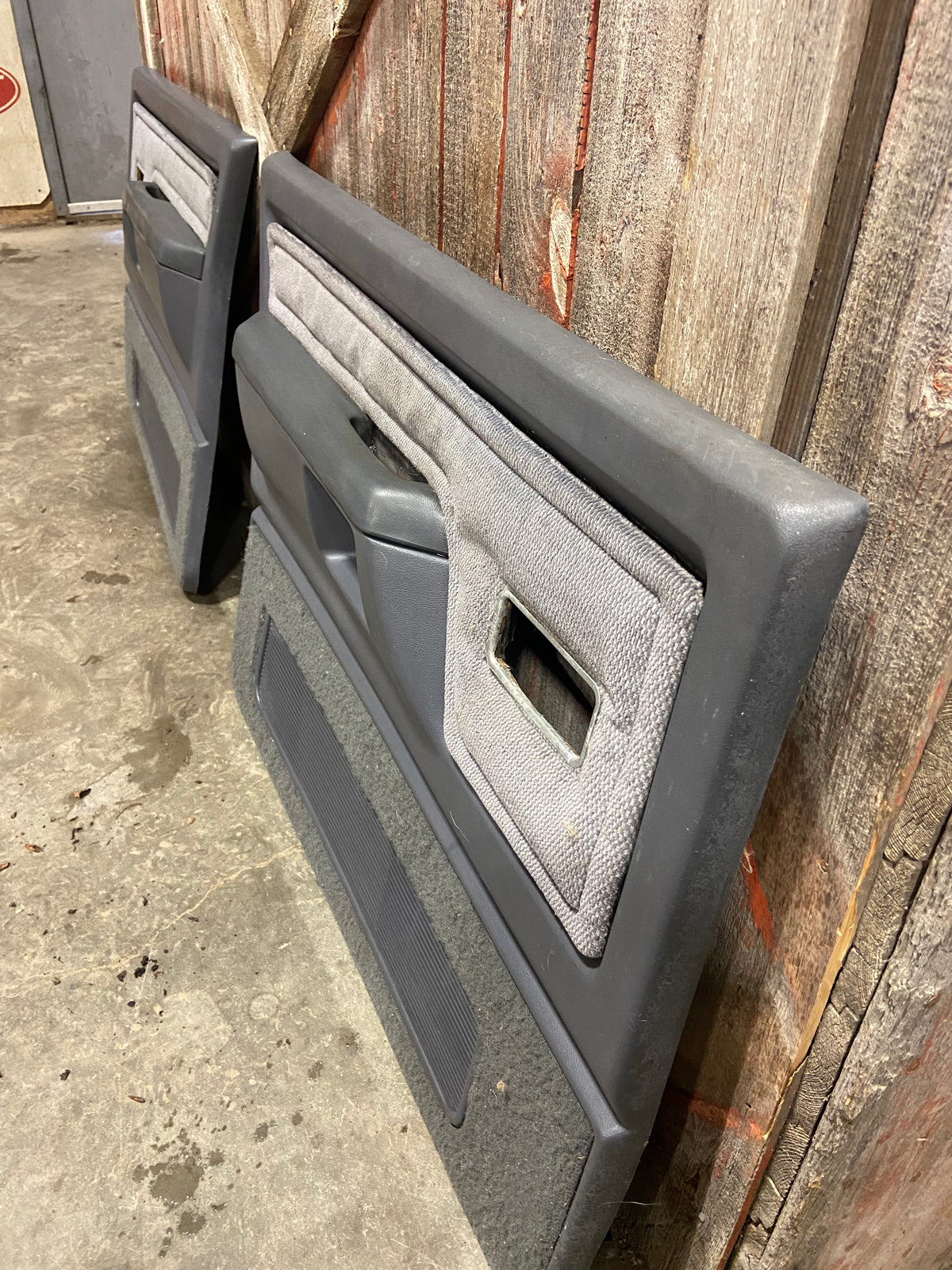 89 - &#39;93 Dodge Ram OEM Nice Set LH RH Grey Power Door Interior Panels