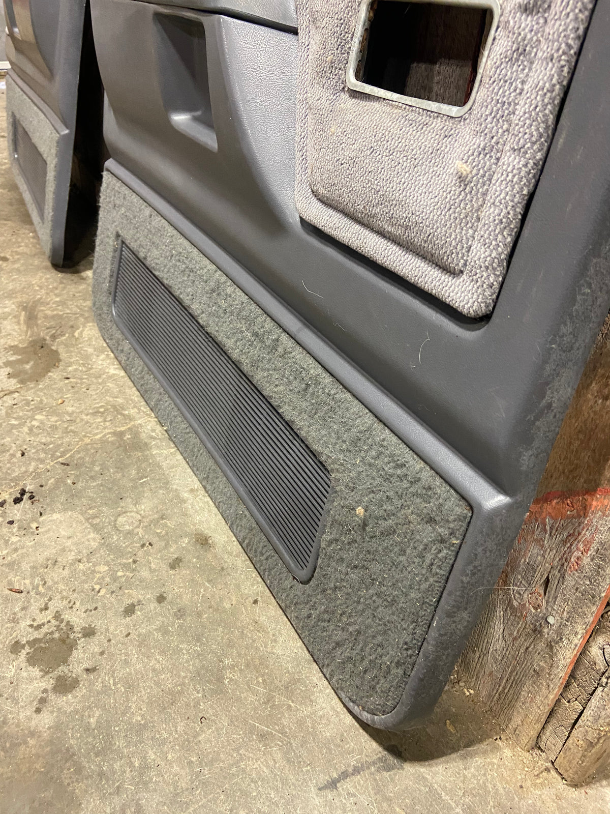 89 - &#39;93 Dodge Ram OEM Nice Set LH RH Grey Power Door Interior Panels