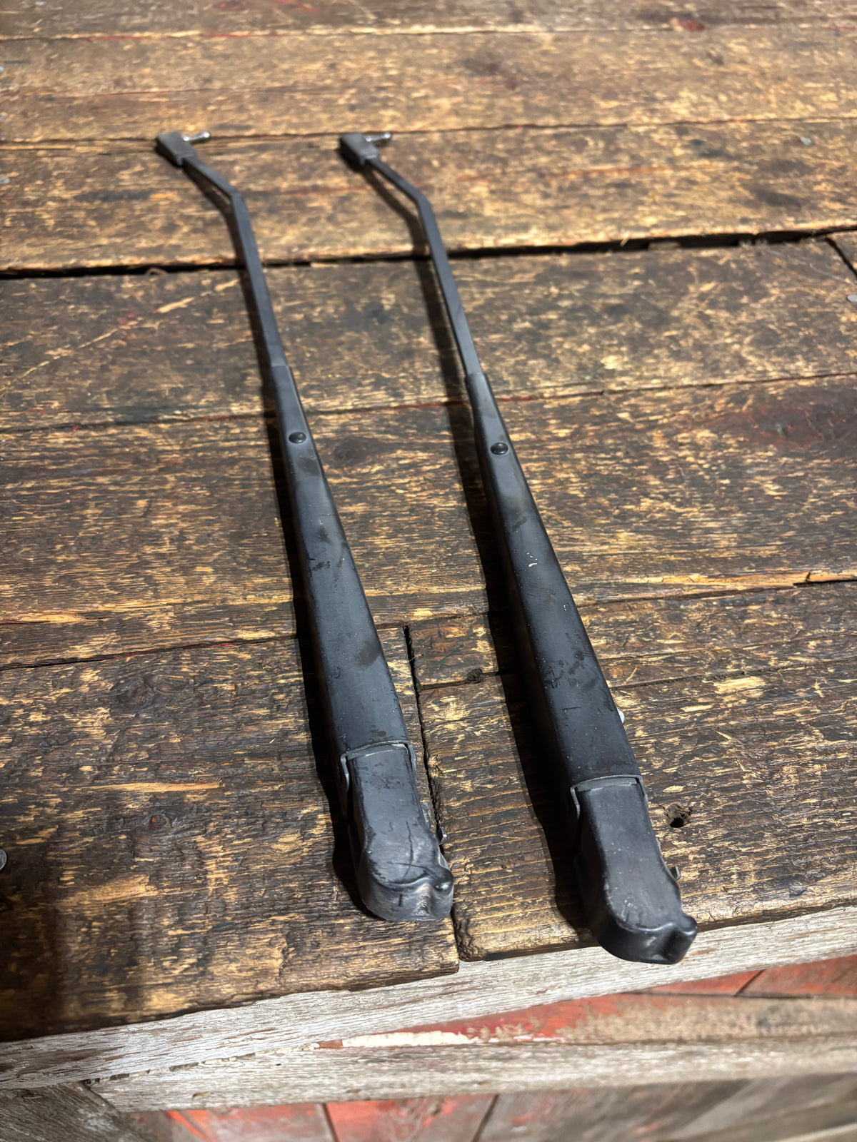 89-&#39;93 Dodge Ram Cummins Windshield Wiper Arms Set OEM