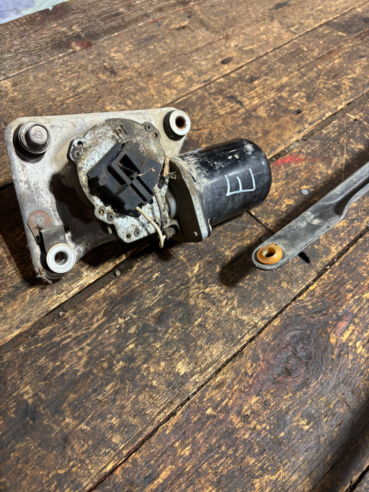 89-93 Dodge Ram Cummins Wiper Linkage and Wiper Motor