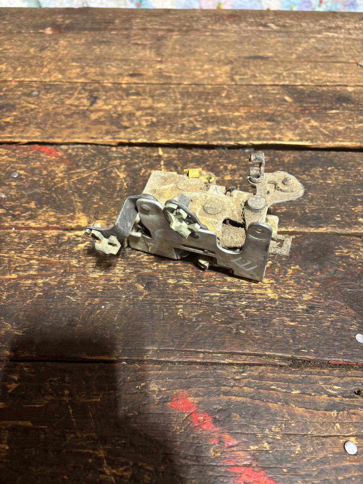 89-&#39;93 Dodge Ram Driver Side Door Latch