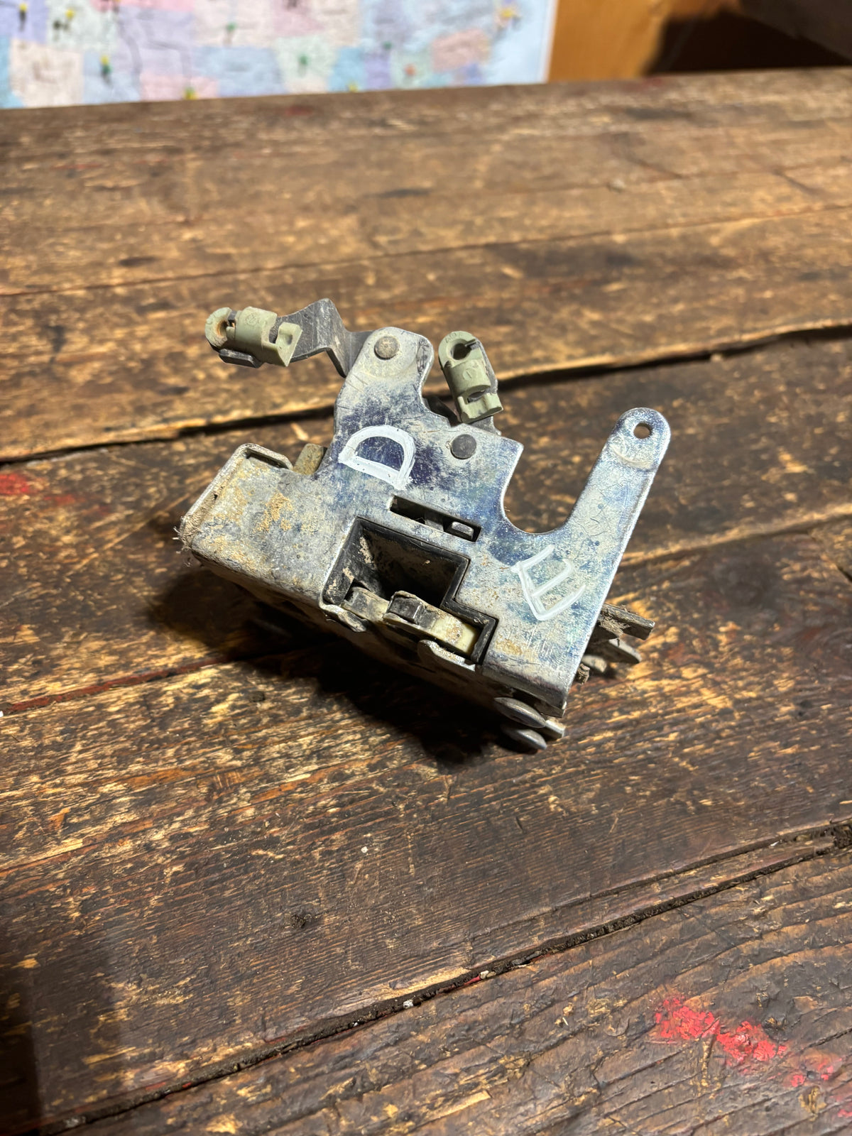89-&#39;93 Dodge Ram Driver Side Door Latch