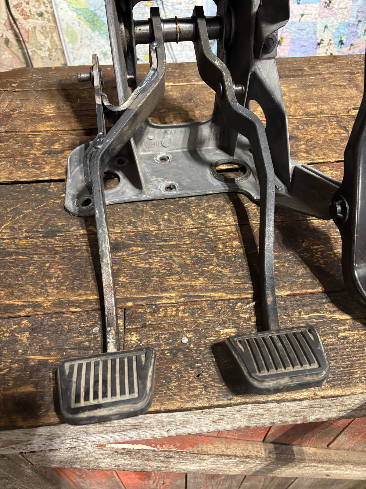 98-'02 Dodge Ram Clutch Brake Throttle Pedal Assembly