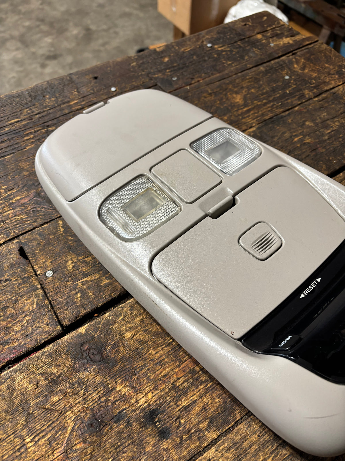 99-02 Dodge Ram Overhead Console Temp Display Sunglass Holder