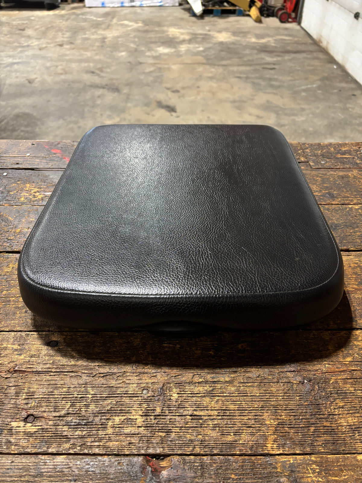 2003 2004 2005 DODGE RAM 1500 2500 3500 CUMMINS CENTER CONSOLE LID BLACK