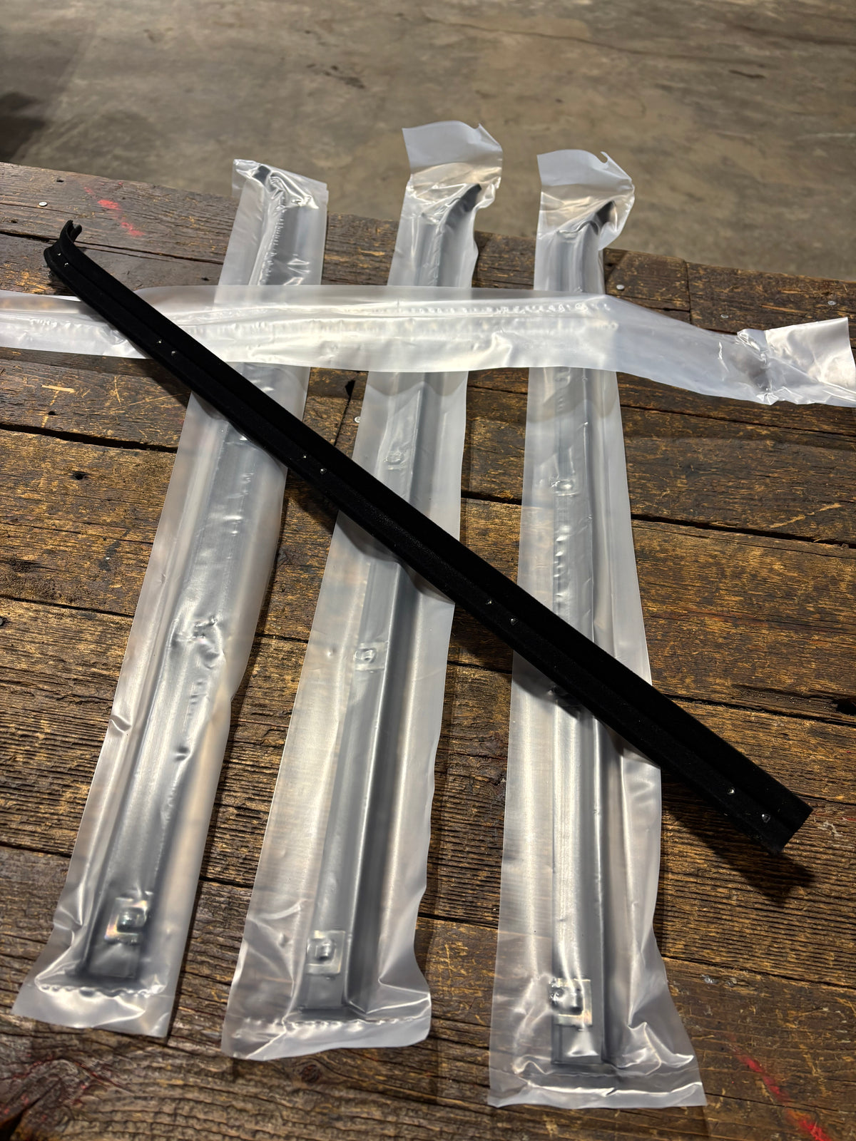 1981-1993 DODGE RAM WINDOW BELT WEATHERSTRIP SEALS