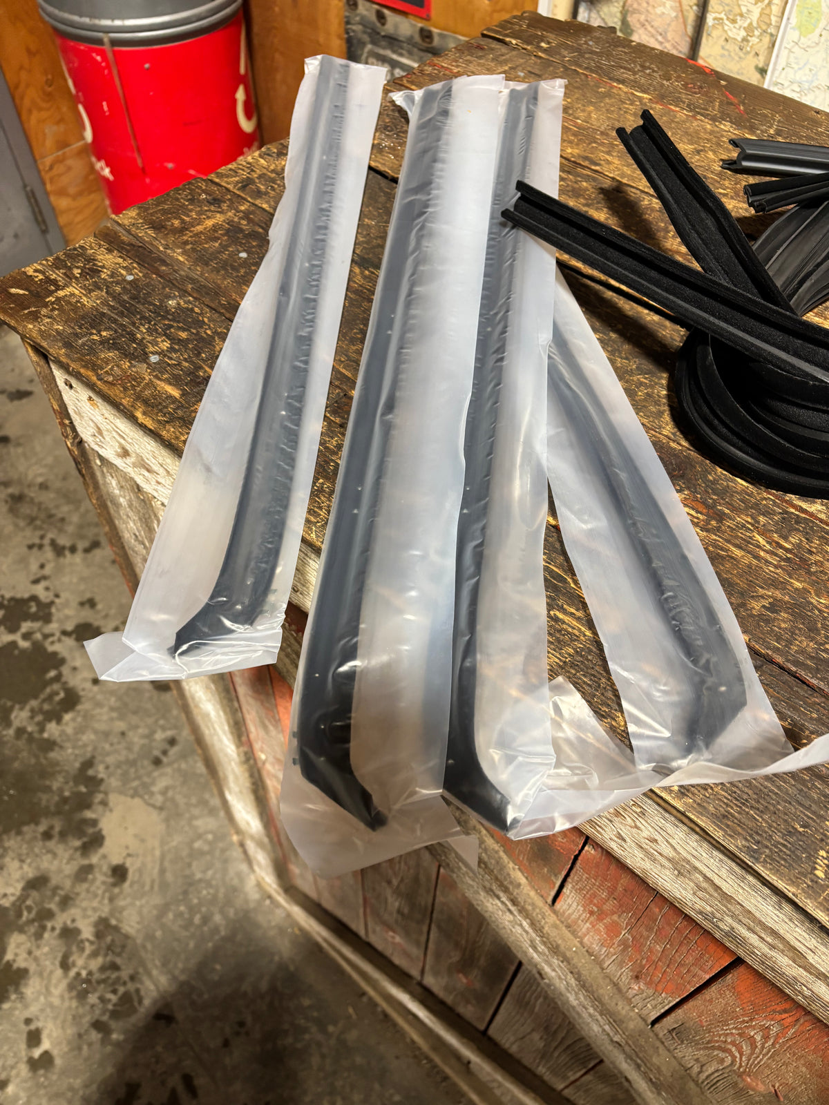 1981-1993 DODGE RAM WINDOW BELT WEATHERSTRIP DOOR SEAL KIT