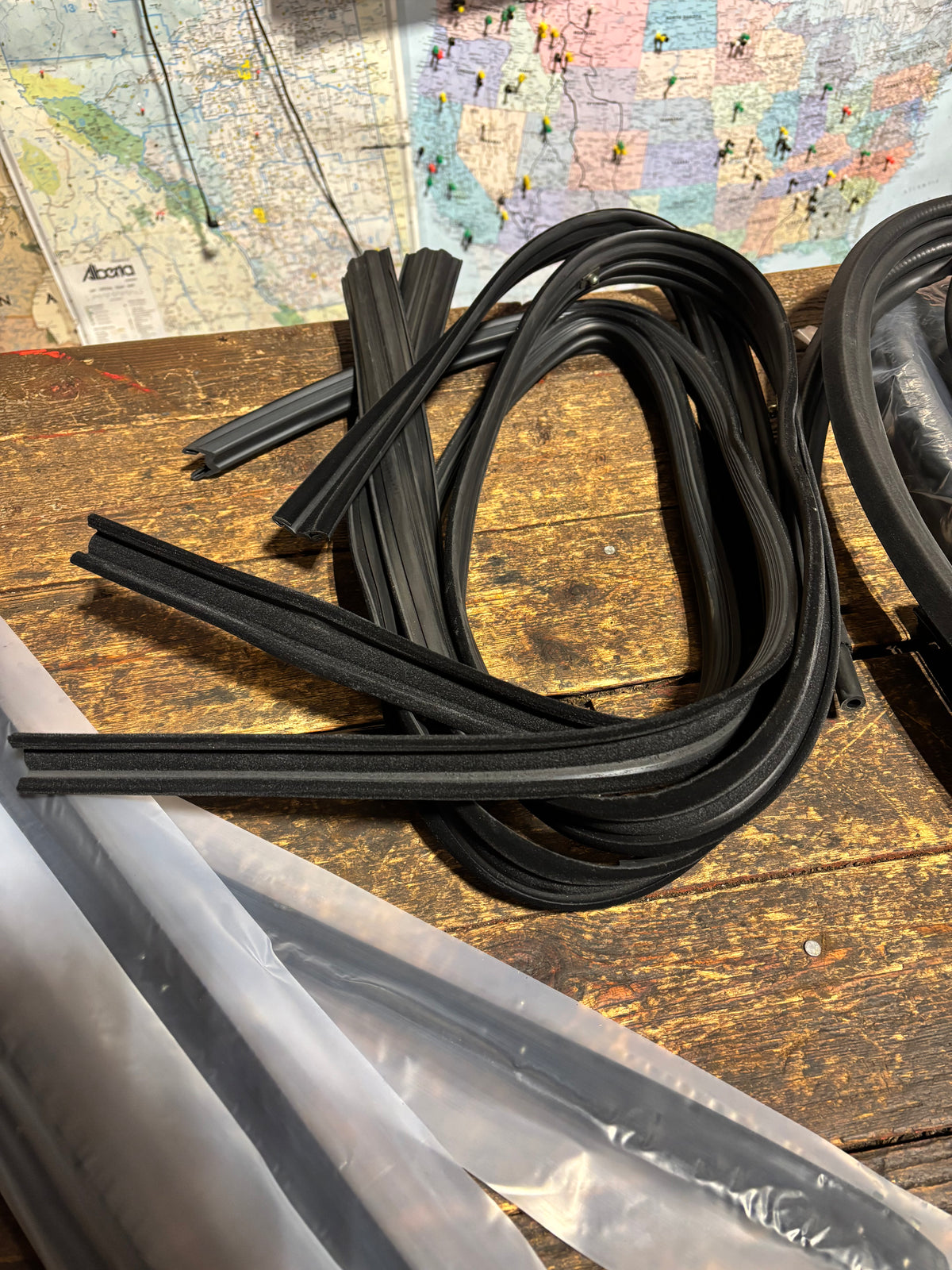 1981-1993 DODGE RAM WINDOW BELT WEATHERSTRIP DOOR SEAL KIT