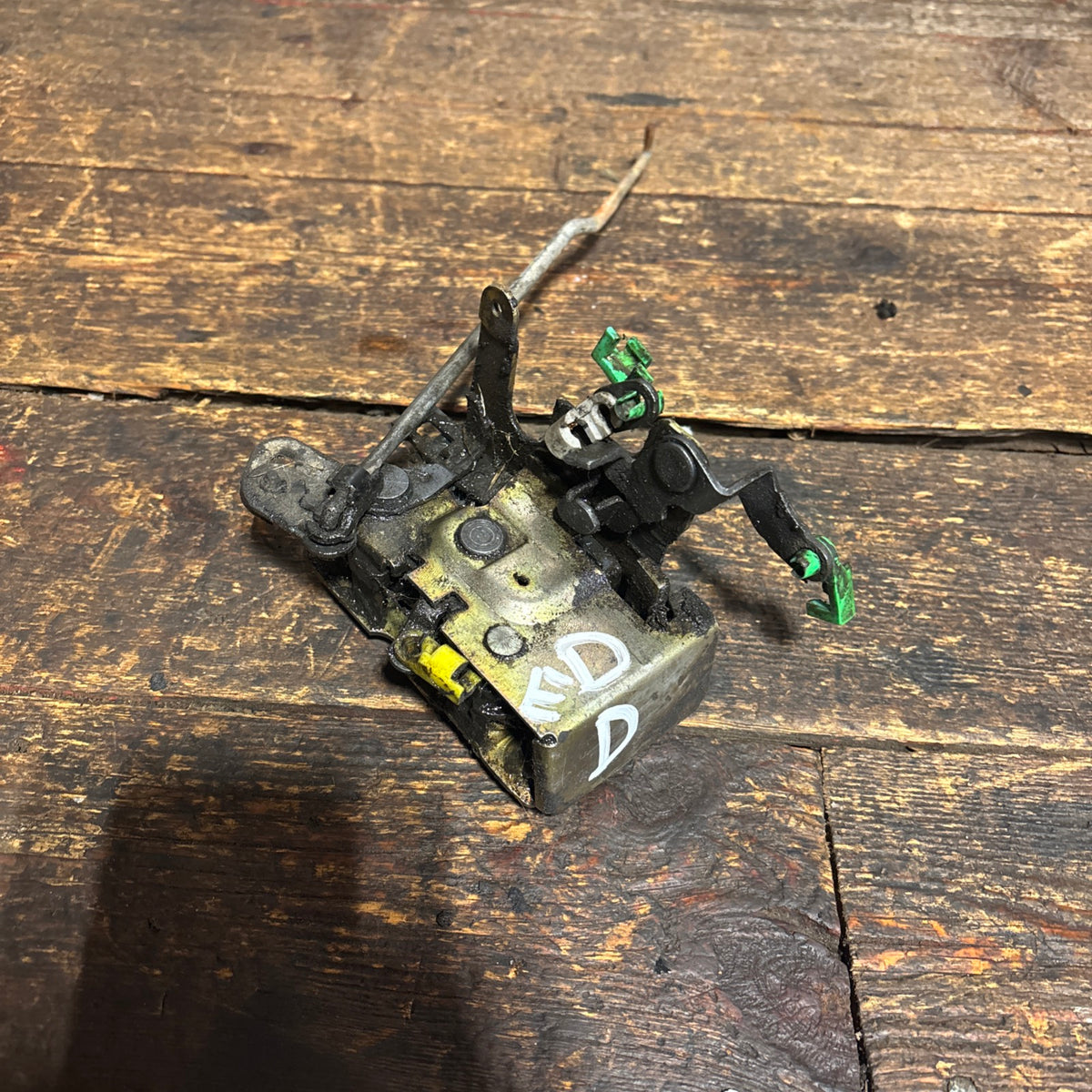 89-&#39;93 Dodge Ram Driver Side Door Latch