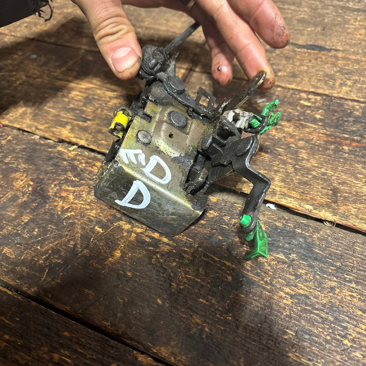 89-&#39;93 Dodge Ram Driver Side Door Latch