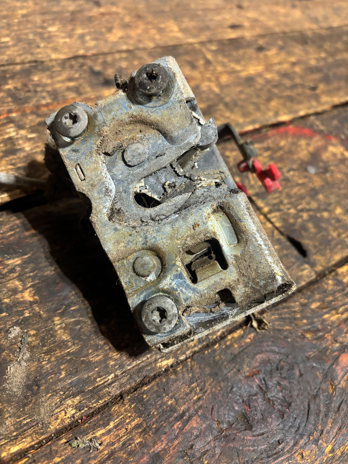 89-&#39;93 Dodge Ram Passenger Door Latch Mechanism Works Good